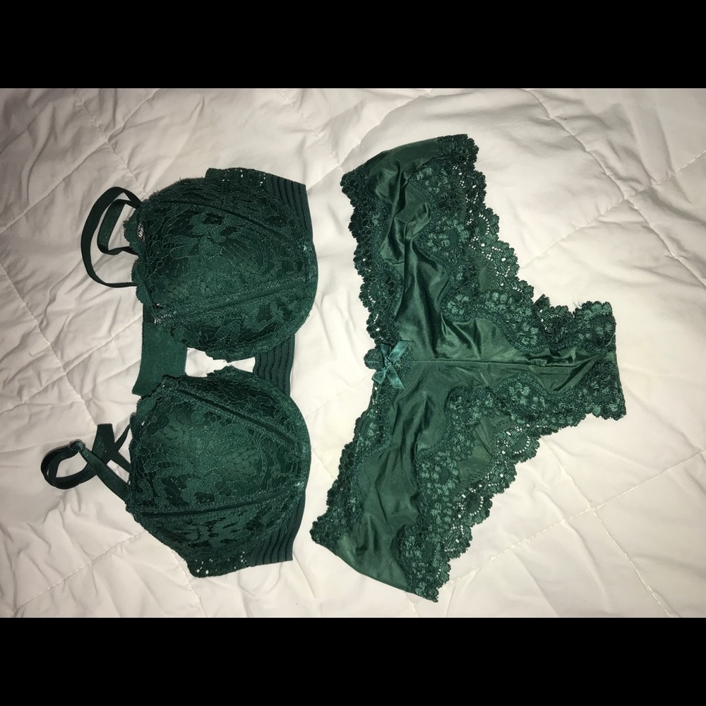 BRA & PANTY SET